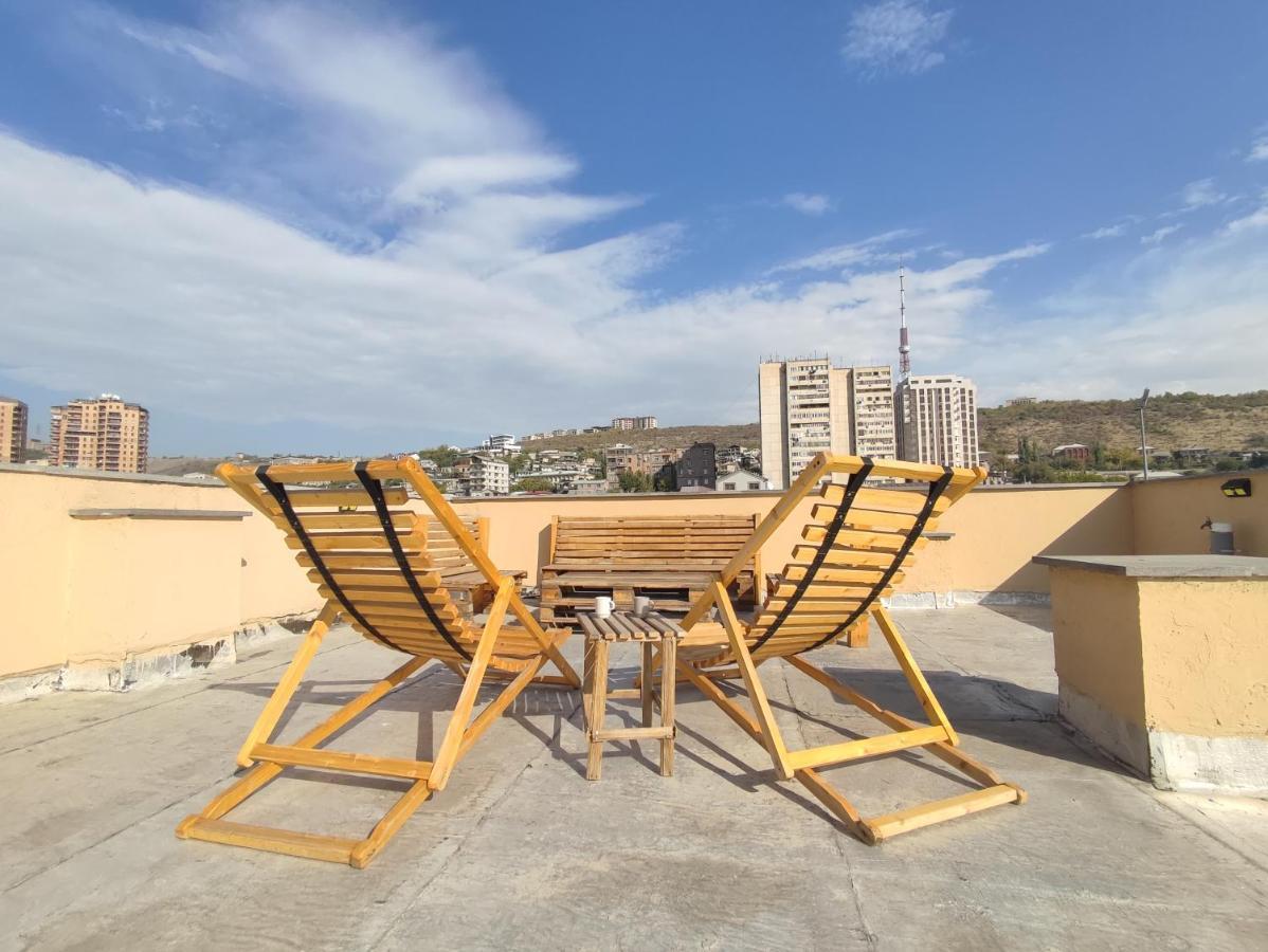 Hotelise I Bells-Of-Ireland Apartment Erevan Exterior foto